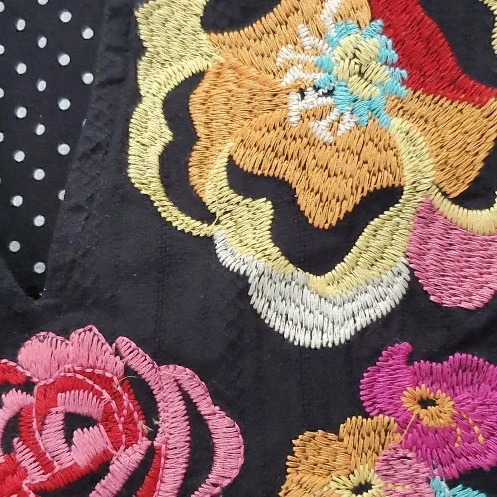 Savanna Jane Shirt Womens Small Black Polka Dot Floral Embroidered - Picture 2 of 5